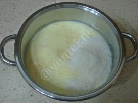 İrmikli Muzlu Rulo Tatlı