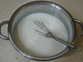 İrmikli Muzlu Rulo Tatlı