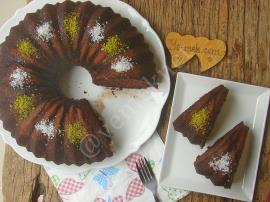 Kek Kalıbında Islak Kek