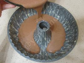 Kek Kalıbında Islak Kek