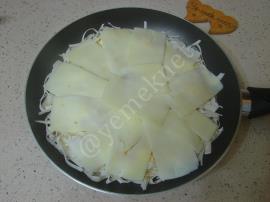 Tavada Çıtır Börek