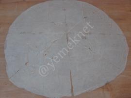 Tavada Peynirli Gül Böreği