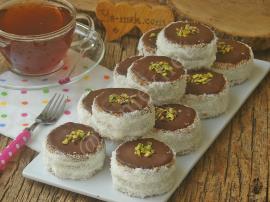 Yulaflı Bisküvili Pasta