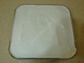 Haşhaşlı İrmik Tatlısı