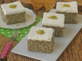 Haşhaşlı İrmik Tatlısı