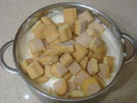 Kedi Dilli Profiterol