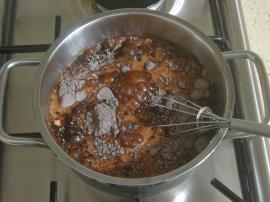 Kedi Dilli Profiterol