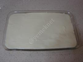 Etimekli Yalancı Tavuk Göğsü Tatlısı