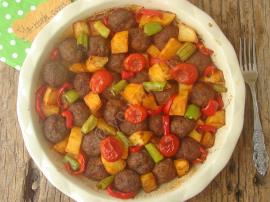 Fırında Köfteli Patates Yemeği