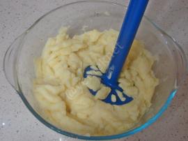 Fırında Patates Püreli Tavuk Yemeği