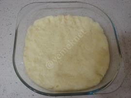 Fırında Patates Püreli Tavuk Yemeği