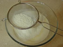 Muhallebili Havuçlu Kek