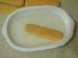 Şerbetli Kedi Dili Tatlısı