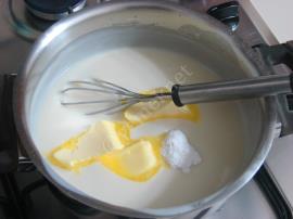 Sütlü Fincan Tatlısı