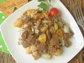 Fırında Kaşarlı Et Sote