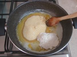 Haşhaşlı İrmik Helvası