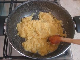 Haşhaşlı İrmik Helvası