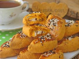 Peynirli Salçalı Poğaça