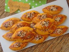 Peynirli Salçalı Poğaça