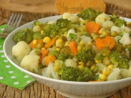 Brokolili Karnabahar Salatası