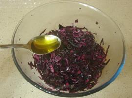 Lokanta Usulü Mor Lahana Salatası