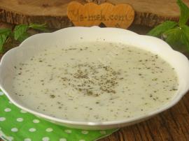 Yumurtasız Yoğurt Çorbası