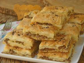 Hazır Yufkadan Kıymalı Börek