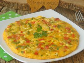 Dolu Dolu Kahvaltı Yapmak İsteyen Bu Tarifi Denesin : Sebzeli Omlet