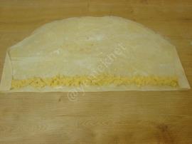 Yufkadan Patatesli Börek