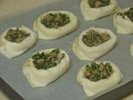 Beşamel Soslu Ispanaklı Kıymalı Börek