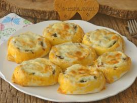 Beşamel Soslu Ispanaklı Kıymalı Börek