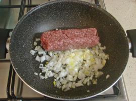 Beşamel Soslu Ispanaklı Kıymalı Börek