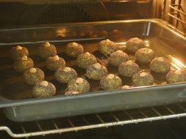 Haşhaşlı Hira Tatlısı