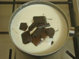 Mozaik Pastalı İrmik Tatlısı