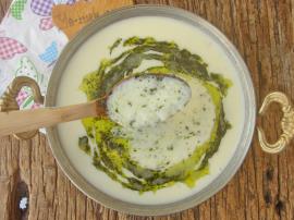 Lokanta Usulü Yayla Çorbası