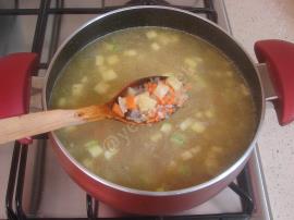 Sebzeli Ezogelin Çorbası