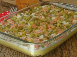 Garnitürlü Patates Salatası