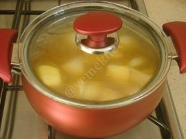 Zerdeçallı Mercimek Çorbası