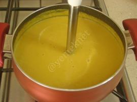 Zerdeçallı Mercimek Çorbası