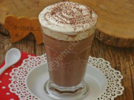 Çikolata Severler İçin Nefis Bir Lezzet : Sıcak Çikolata