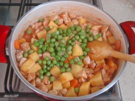 Tavuklu Patates Yemeği