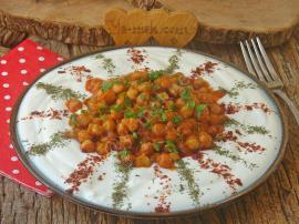Yoğurtlu Nohut Salatası