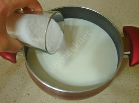 Sütlü İrmik Tatlısı