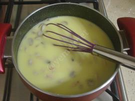 Terbiyeli Mantar Çorbası