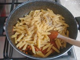 Demleme Kıymalı Makarna