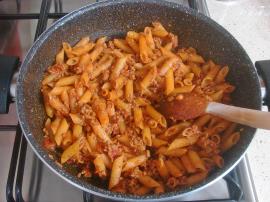 Demleme Kıymalı Makarna