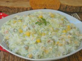 Yedikçe Yedirten Nefis Bir Salata : Garnitürlü Kabak Salatası