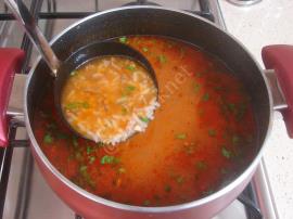 Kıymalı Pirinç Çorbası