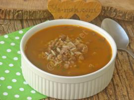 Kıymalı Yeşil Mercimekli Şehriye Çorbası