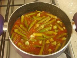 Kıymalı Bamya Yemeği